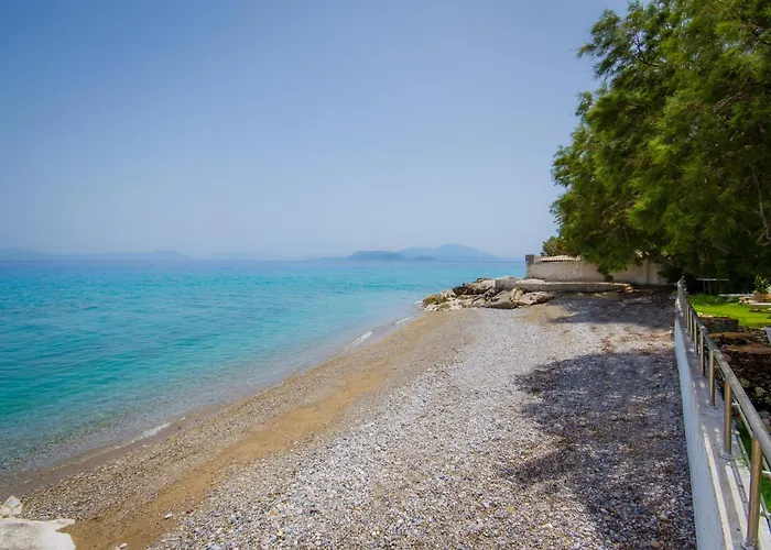 Villa Paradise Beachside *