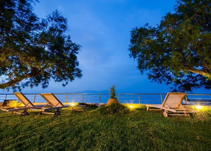 Paradise Beachside * Dhiminio