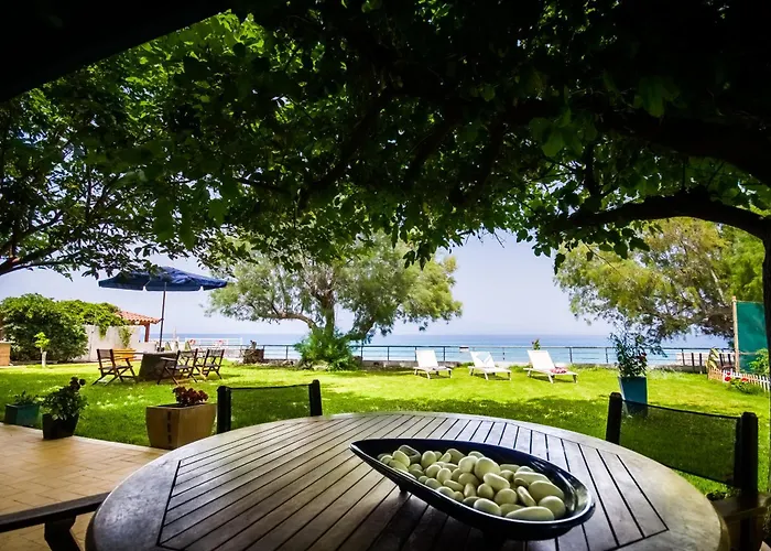 Paradise Beachside * Dhiminio